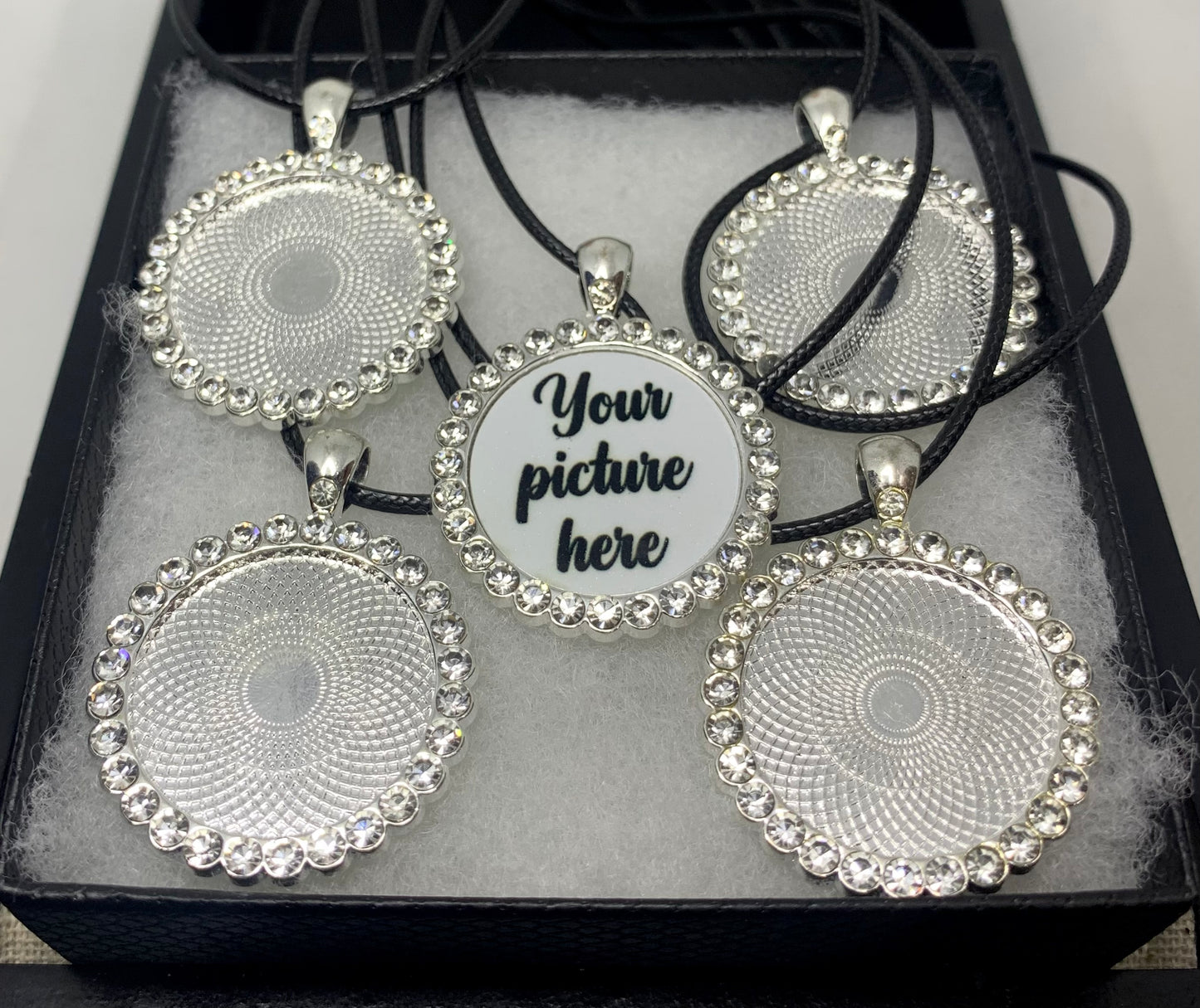Silver rhinestone pendant necklaces (bulk)