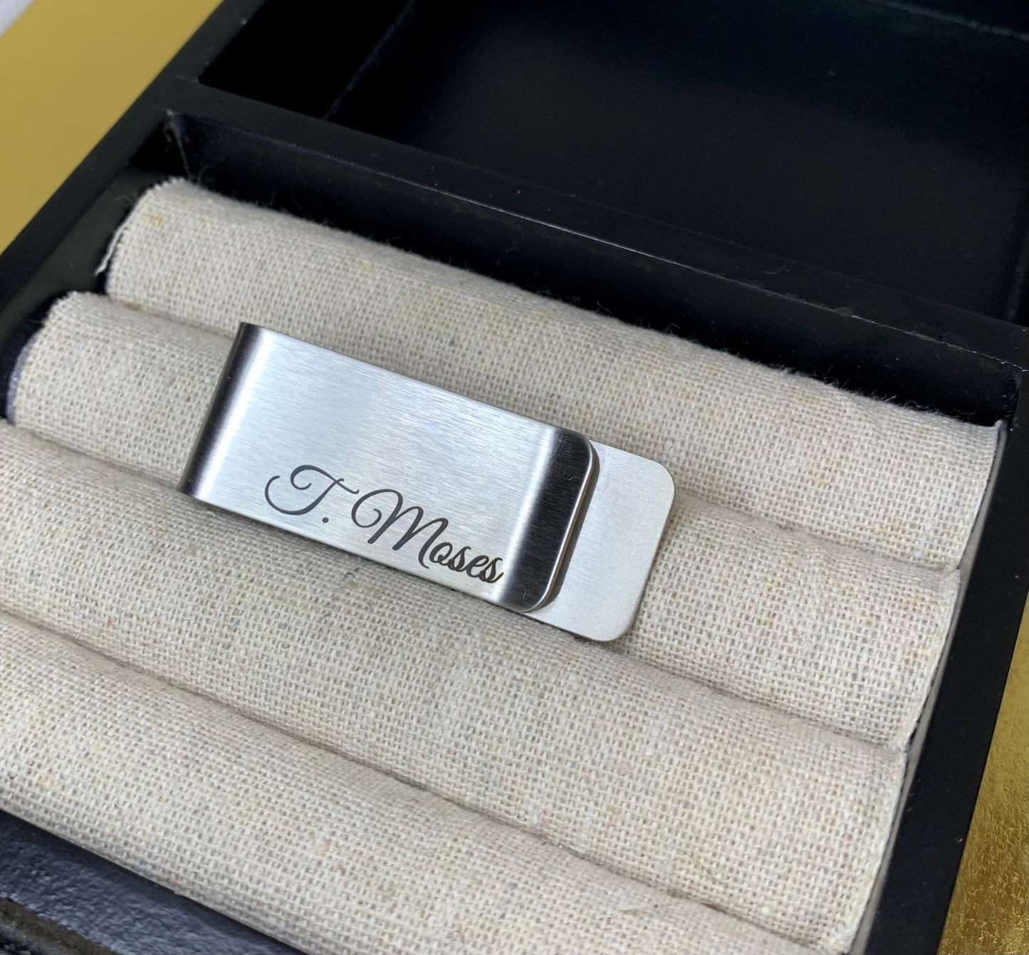 Engraved money clip (horizontal)