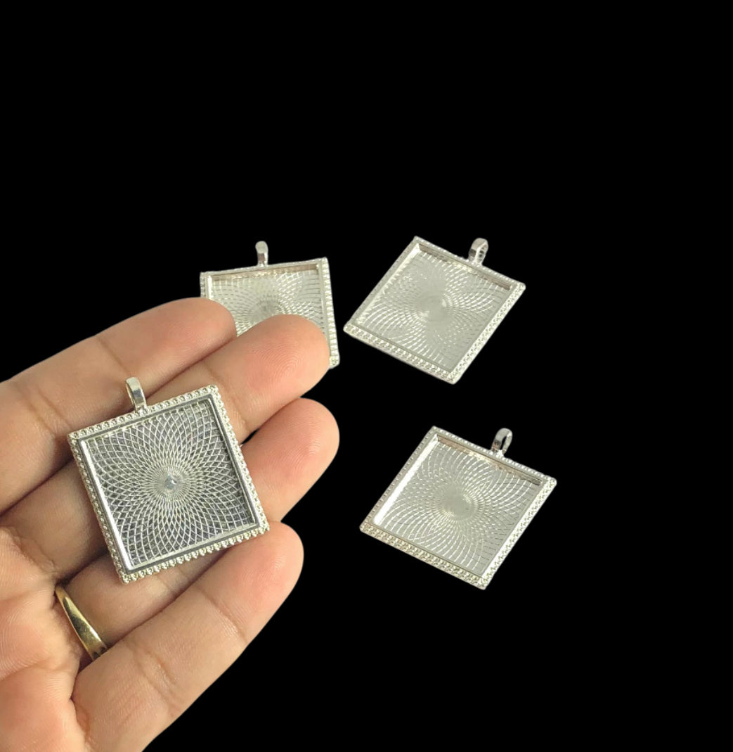 Non rhinestone square (bezel & glass only)