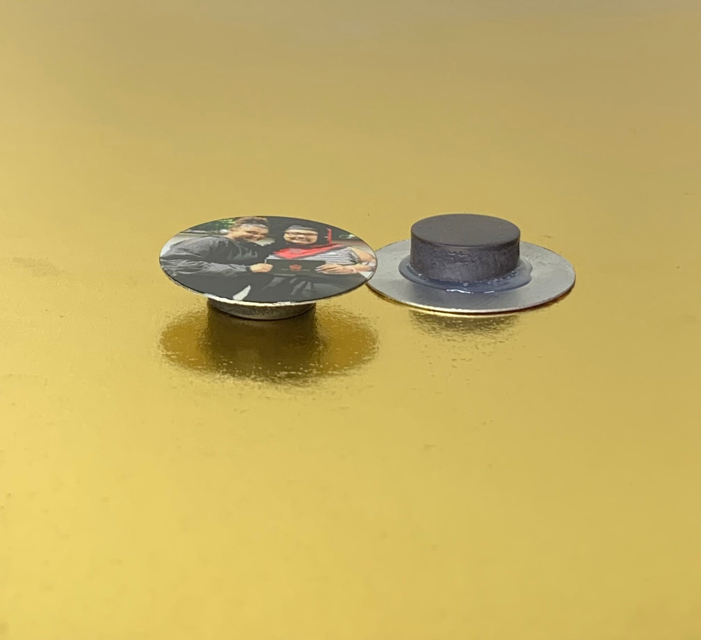 Photo magnets