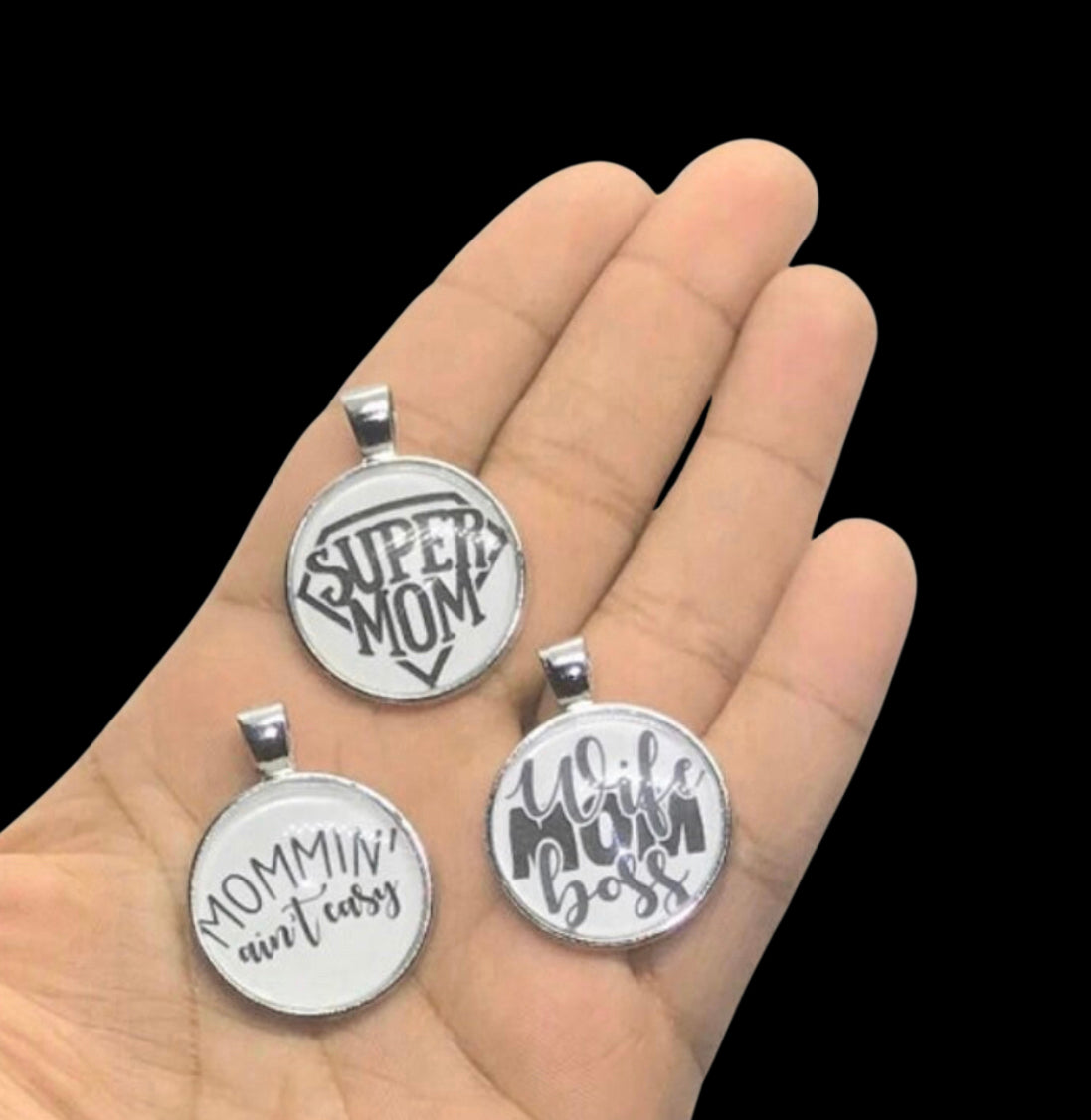 Mom charm set (1)