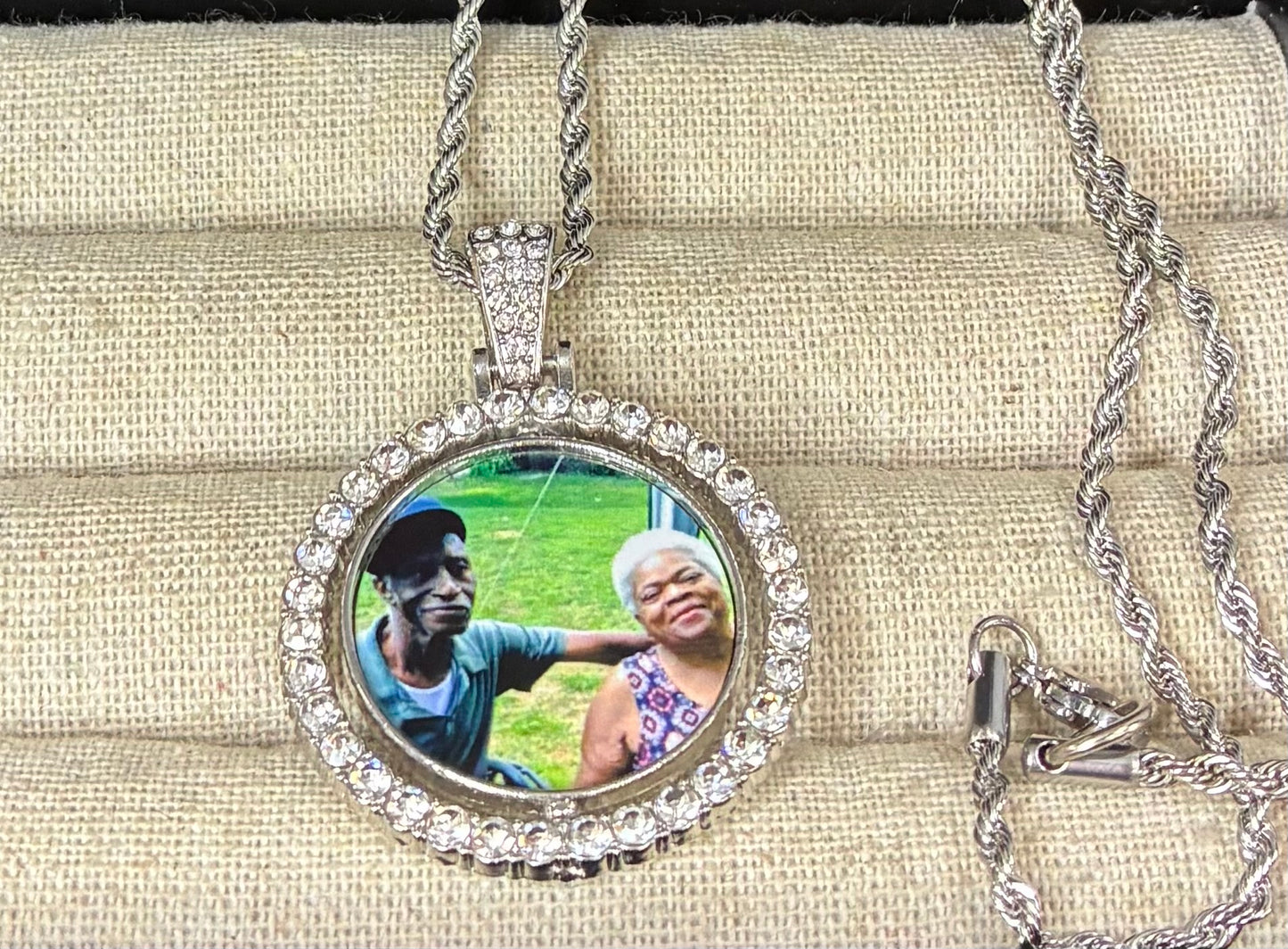 Memorial gift bag