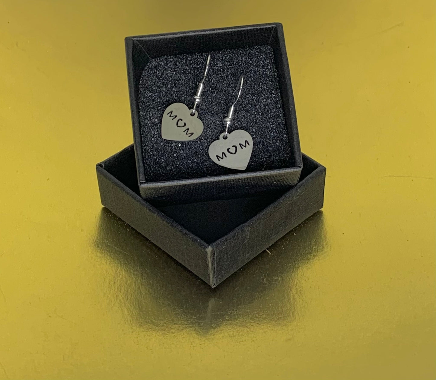 Mom heart earrings