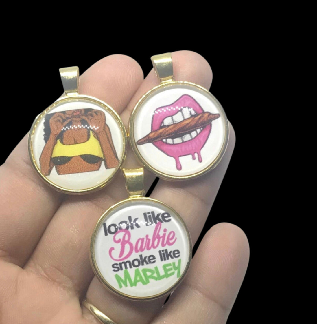 Smoker charm set