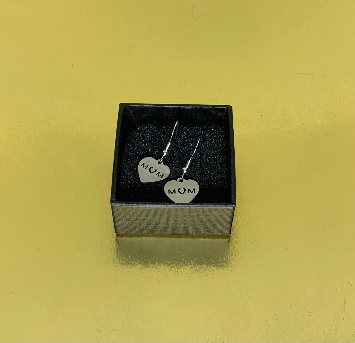 Mom heart earrings
