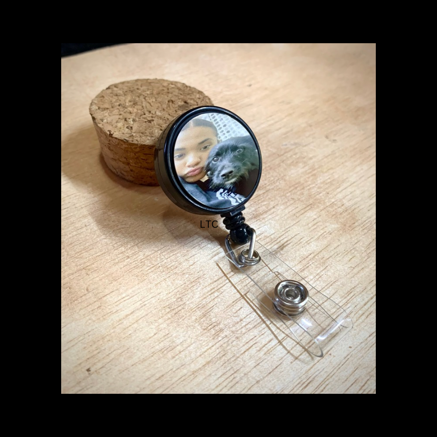 Customized photo badge reel