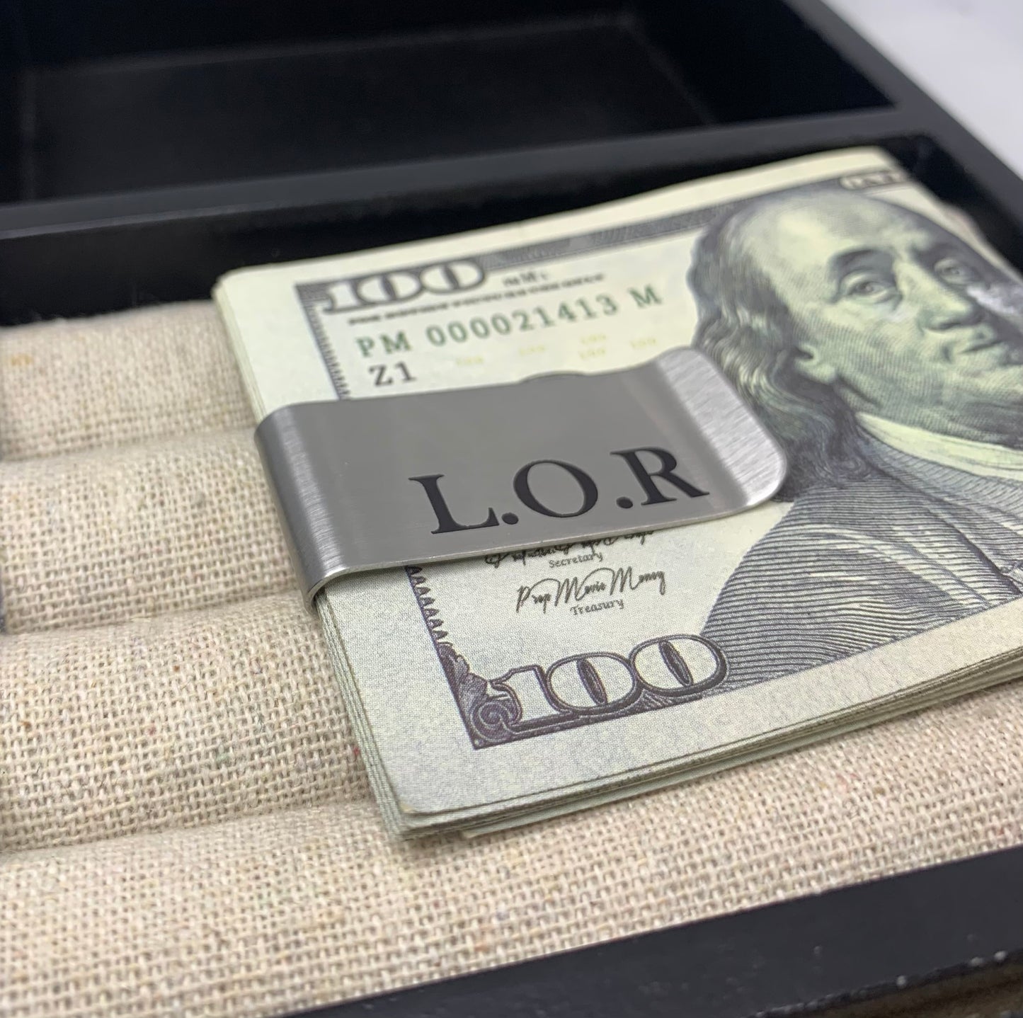 Engraved money clip (horizontal)