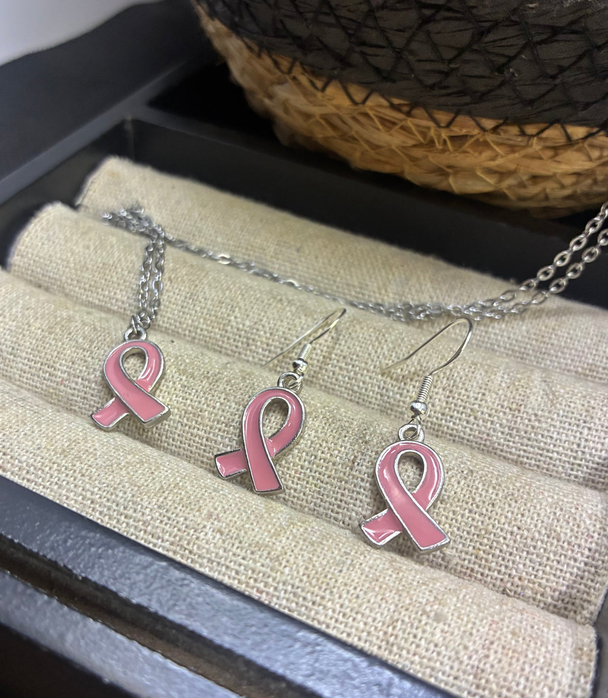 Pink ribbon jewelry set