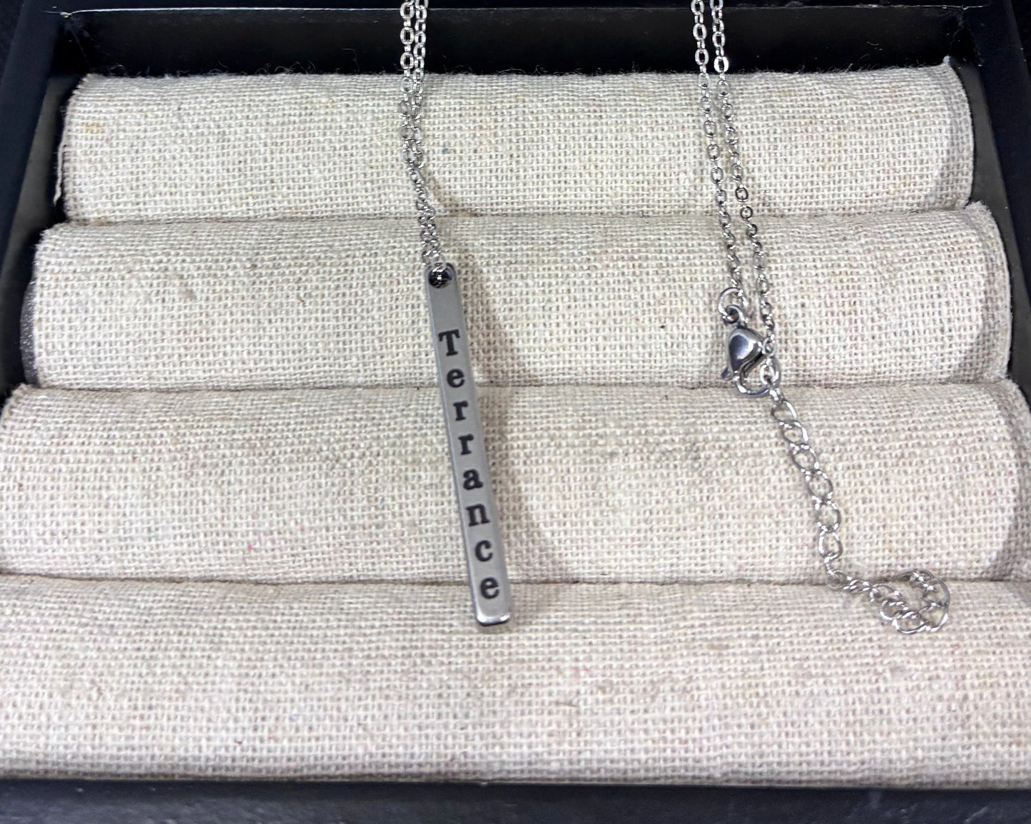 Personalized bar necklace