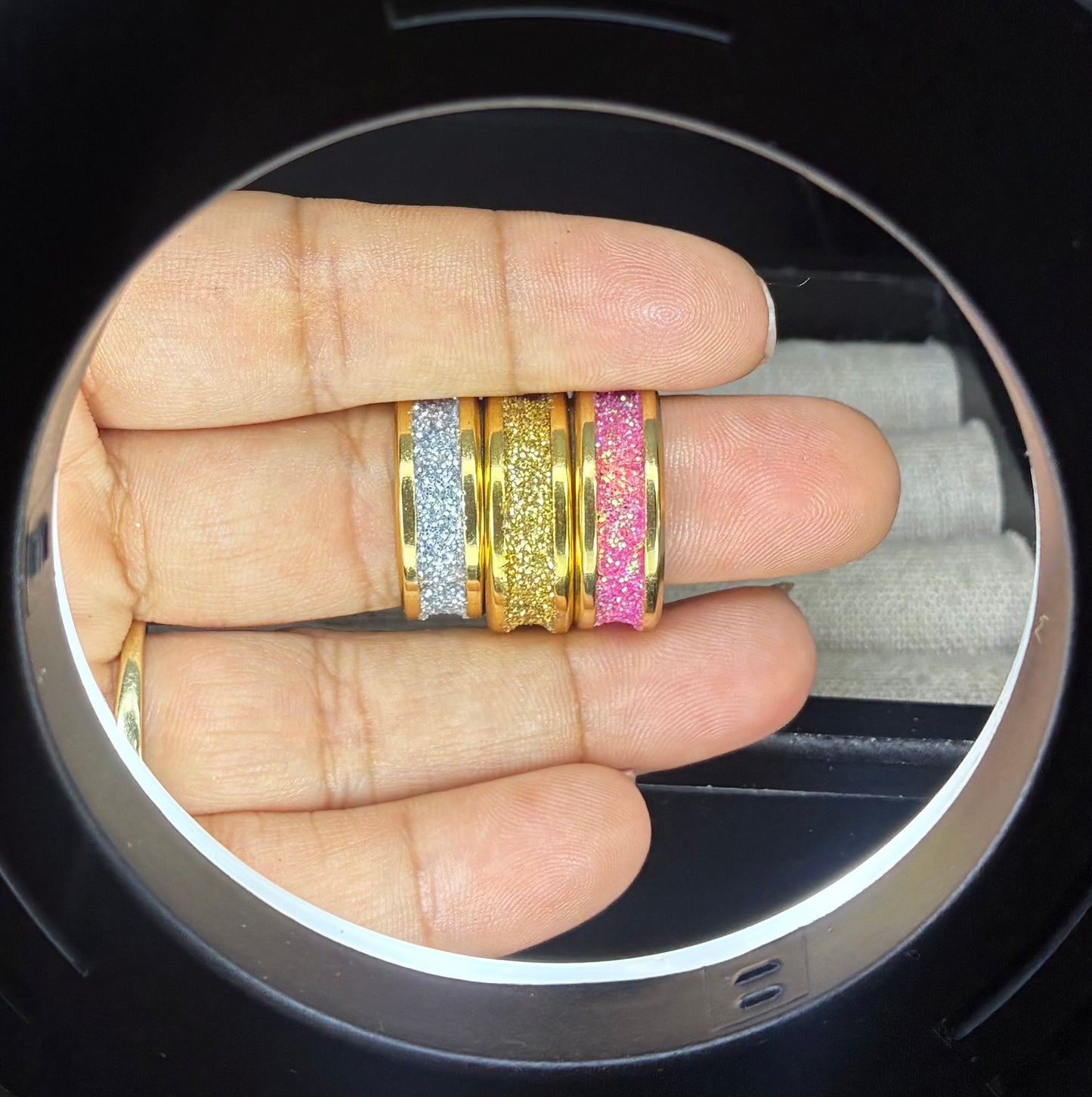 Glitter inlay ring